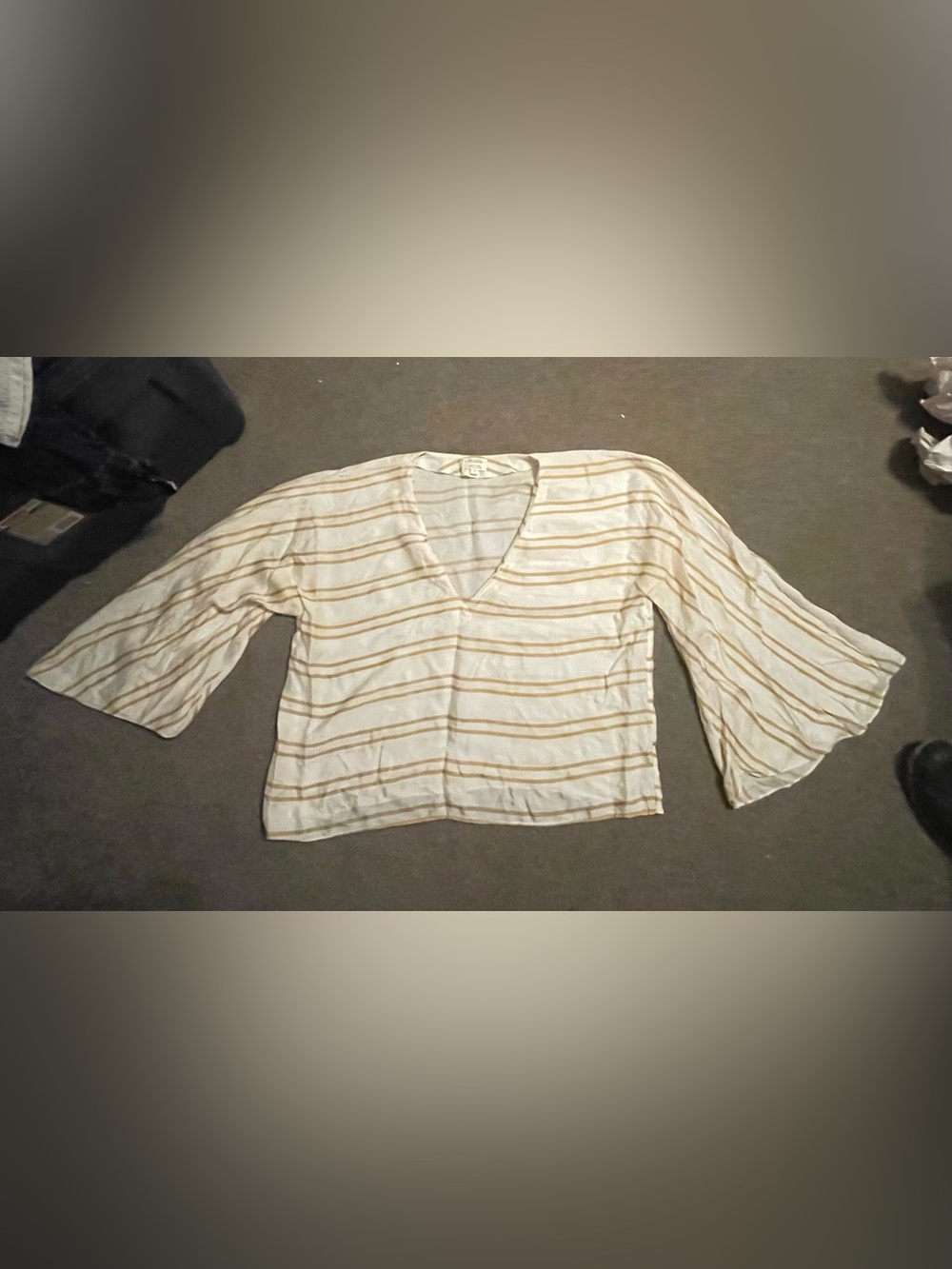 Anthropologie flounce sleeve pullover blouse
